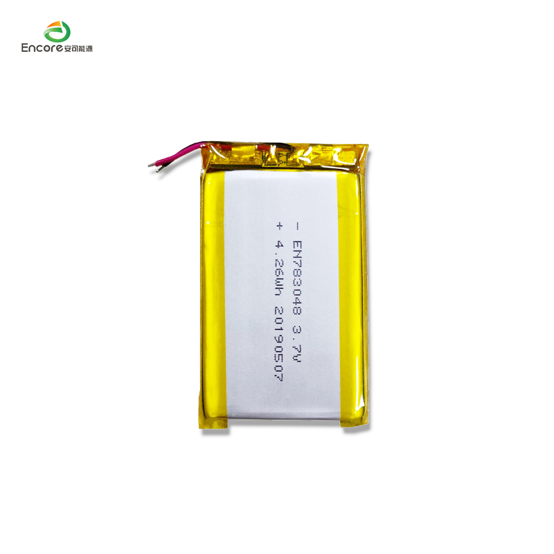 3,7V 1150mah Li-polymeeriakku